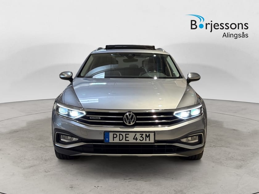 Bild 4 av Volkswagen Passat Alltrack TSI 272hk 4M Drag/Värm/Pano/Läder