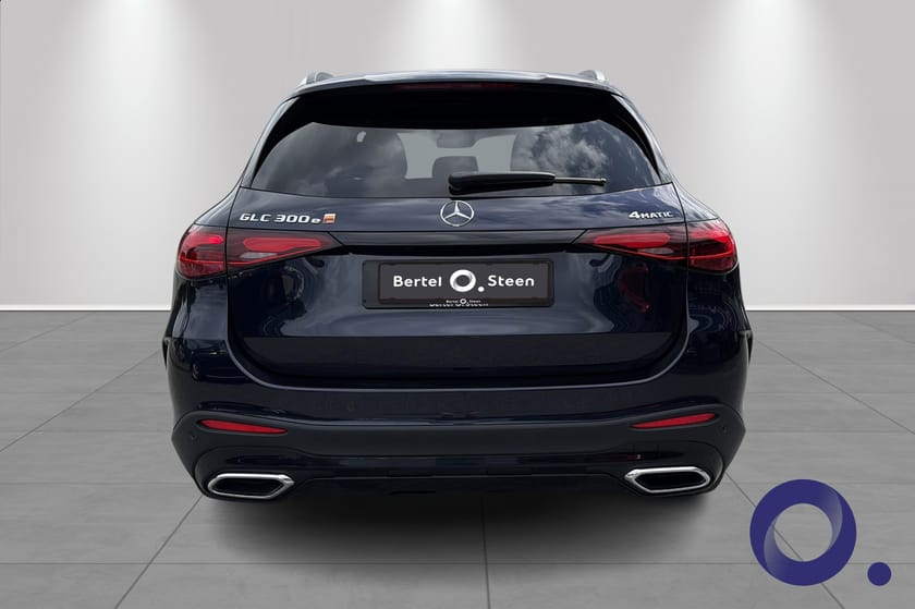 Bilde 4 av Mercedes-Benz GLC 300 e 4MATIC Burmester|Panorama|Meget godt utstyrt|Lav km