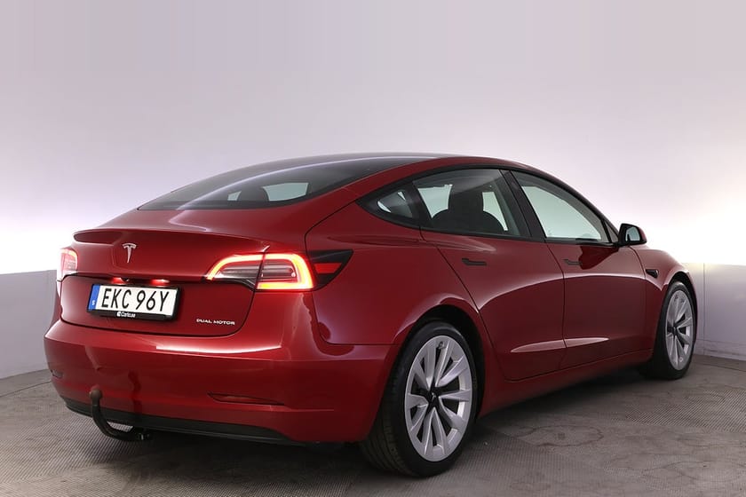 Bild 5 av Tesla Model 3 Long Range AWD Refresh Uppg.AP Pano 19" Drag
