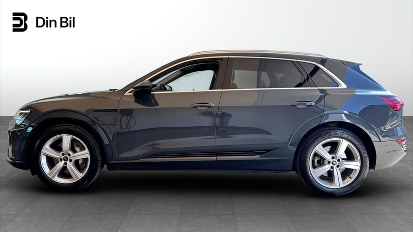 Bild 2 av Audi Q8 50 e-tron quattro Drag/Backkamera
