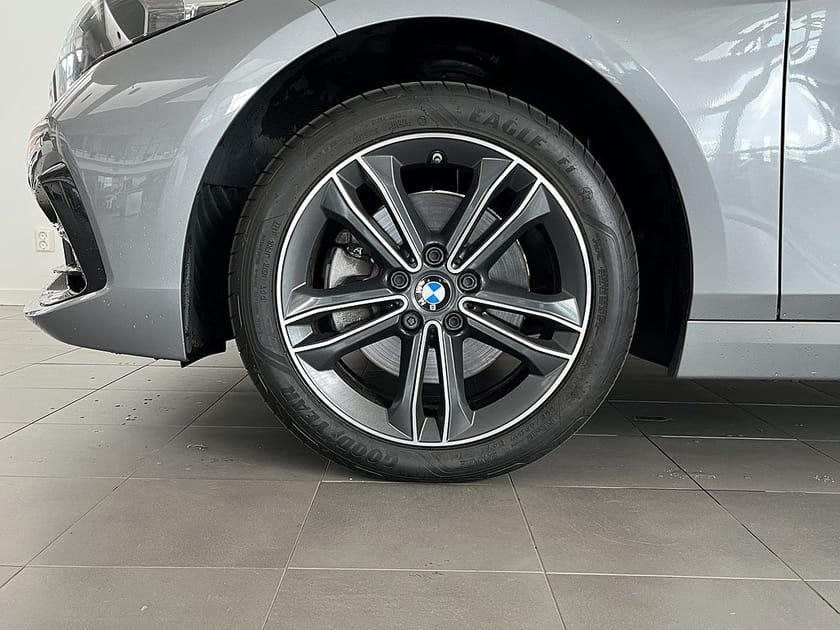 Bild 4 av BMW 118i 118 4,95% ränta Sportline PDC Nav Sportstolar