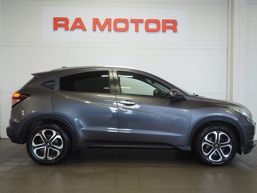 Bild 4 av Honda HR-V 1.5 i-VTEC 131hk Executive |Drag|Pano|Kamera|Navi|
