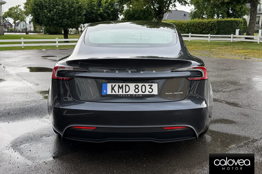 Bild 4 av Tesla Model 3 Long Range AWD Dual Motor 400hk - Highland | Vit interiör
