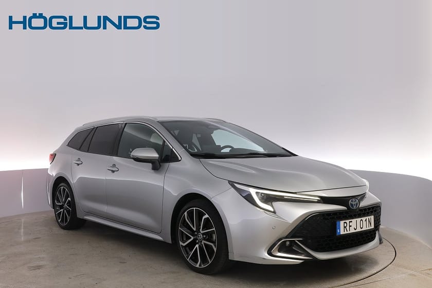 Bild 1 av Toyota Corolla Touring Sports Hybrid Executive JBL NAVI Skinn V-hjul MOMS