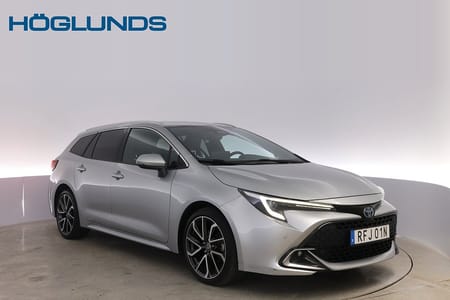 Toyota Corolla Touring Sports Hybrid Executive JBL NAVI Skinn V-hjul MOMS