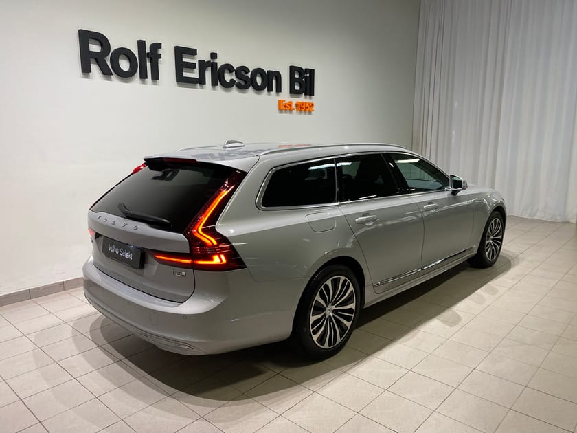 Bild 3 av Volvo V90 T6 Core Edition II
