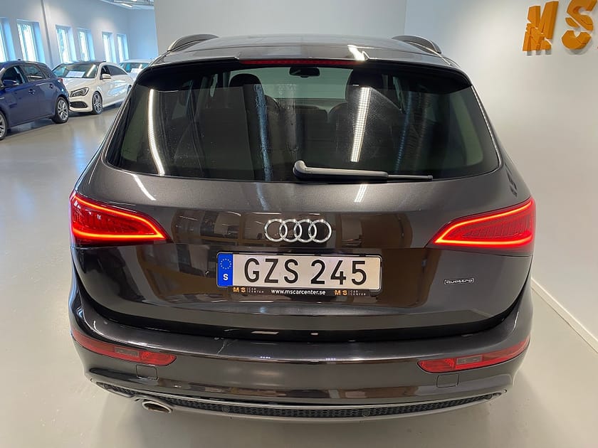 Bild 5 av Audi Q5 2.0 TDI quattro S Tronic Design, S-line Nyserv Drag