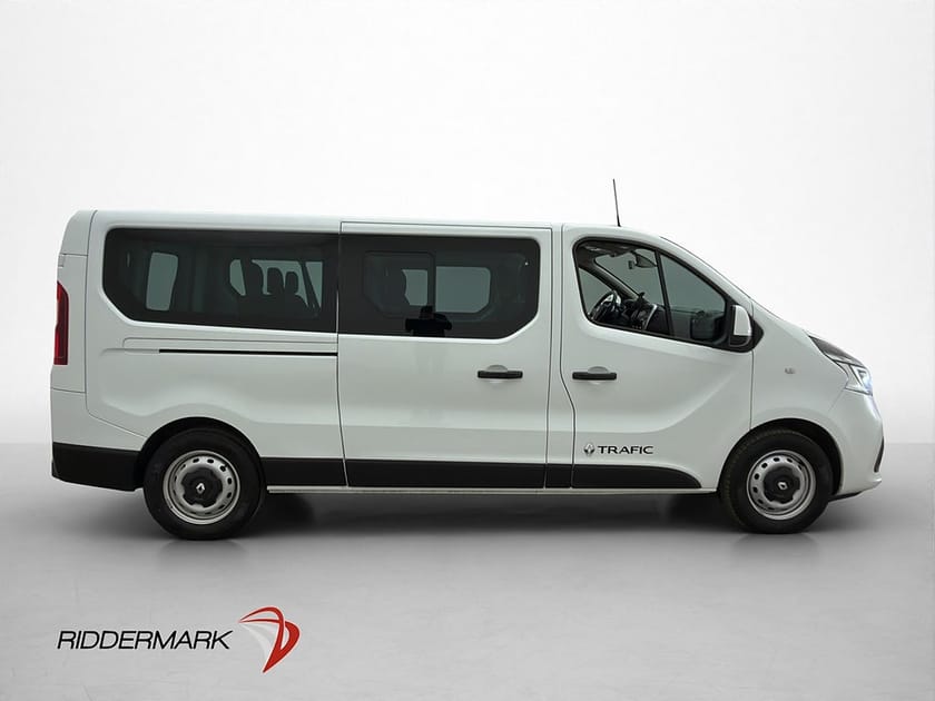 Bild 2 av Renault Trafic Grand Kombi Lång Värm LED Kamera Farthållare 9-Sits
