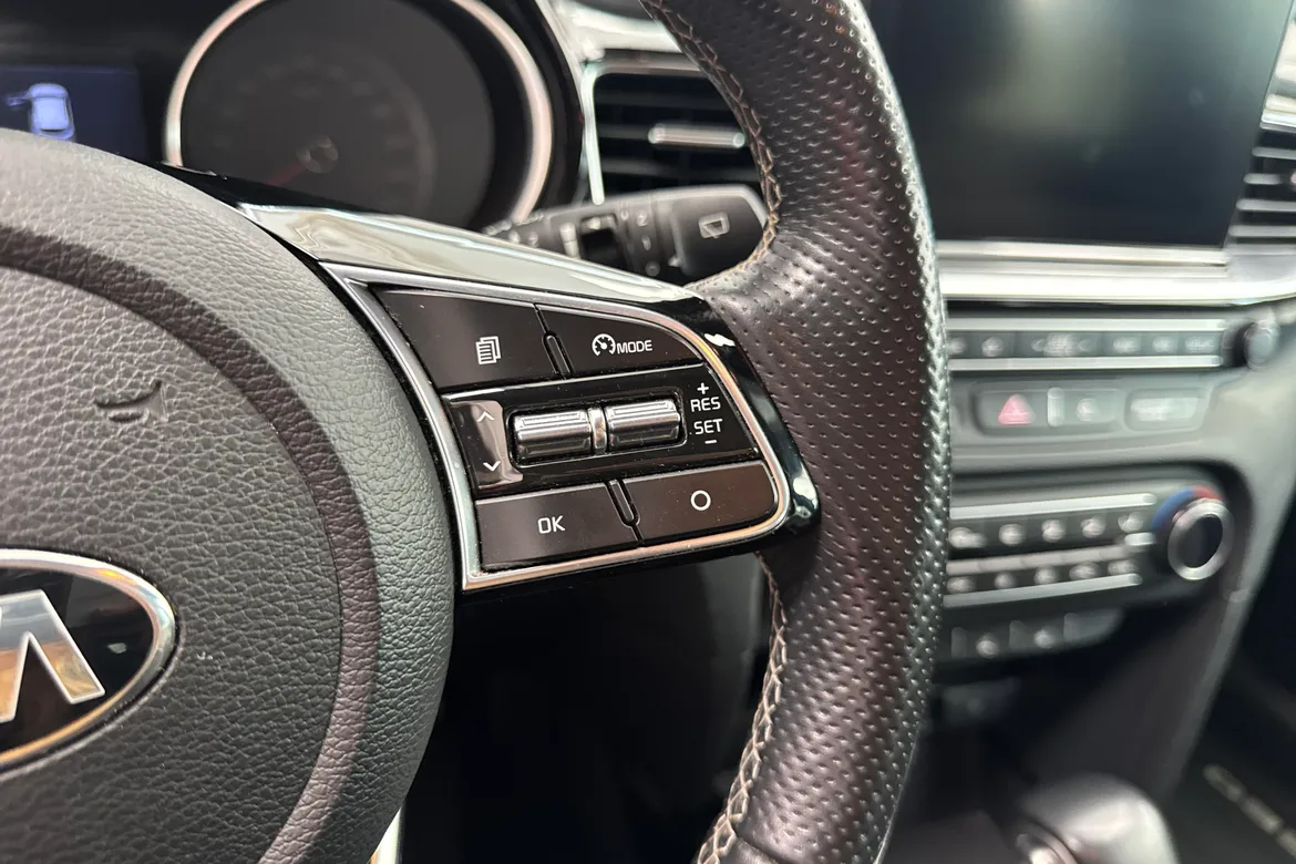 picture of a car