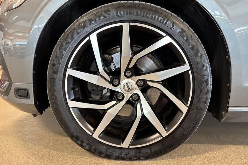 Bild 5 av Volvo V60 D4 AWD Momentun Edt Navi / B-Kamera / Drag