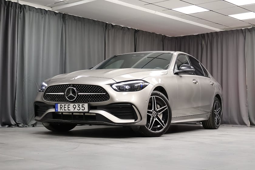 Bild 1 av Mercedes-Benz C 300 e AMG Premium Night 360 Drag Rattvärme Keyless