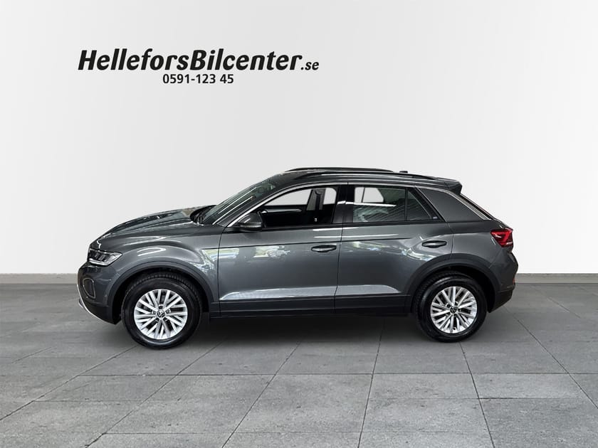 Bild 3 av Volkswagen T-Roc VW 150hk AUT Motorv P-sensorer fram+bak Vinterhjul Carplay