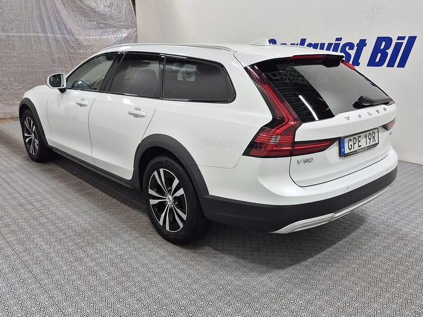Bild 5 av Volvo V90 Cross Country B4 MILDHYBRID AWD 197HK 4x4 Core