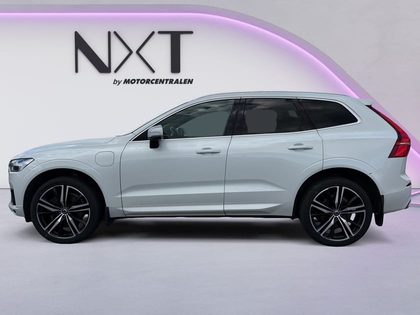 Bild 2 av Volvo XC60 T8 AWD R-Design/Glastak/B&W/V-Hjul/Luft