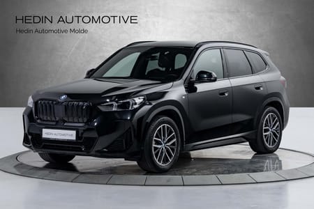 BMW iX1 xDrive30 Fully Charged (K)