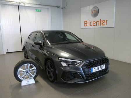 Audi A3 Sportback 45 TFSI e S line Värmare-B&O-360°-Carplay-SoV