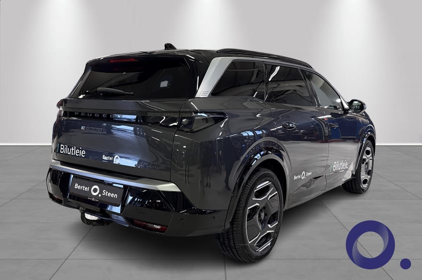 Bilde 5 av Peugeot E-5008 Dual Motor GT|Hengerfeste|Godt utstyrt og 7 Seter