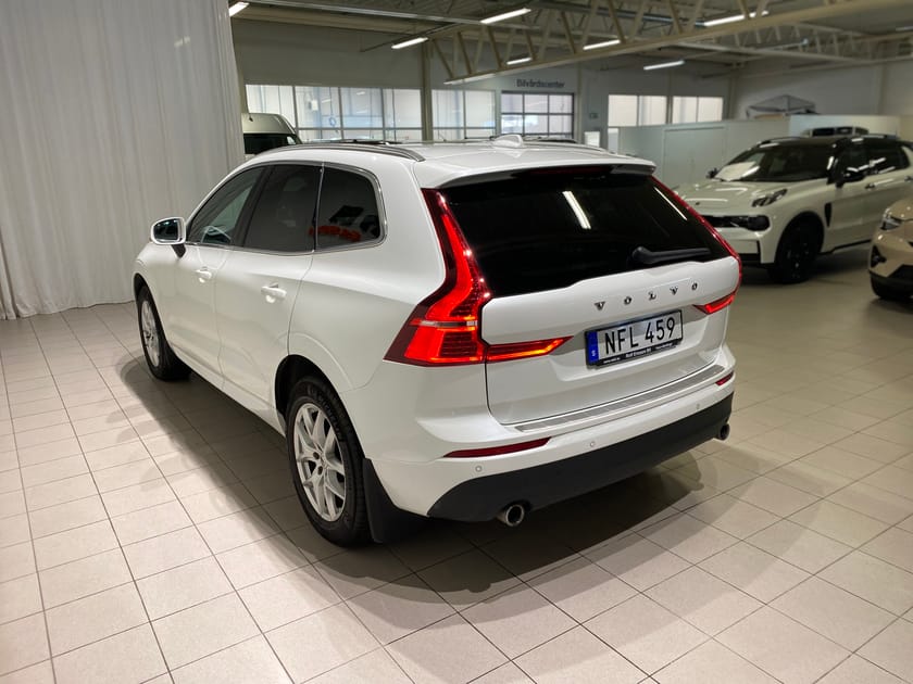 Bild 3 av Volvo XC60 D4 AWD Momentum Advanced Edition