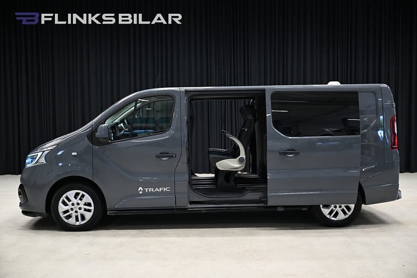 Bild 2 av Renault Trafic Skåpbil dCi 170HK Automat|Dubbelhytt|Dubbeldörr|SN-Stolar|Moms
