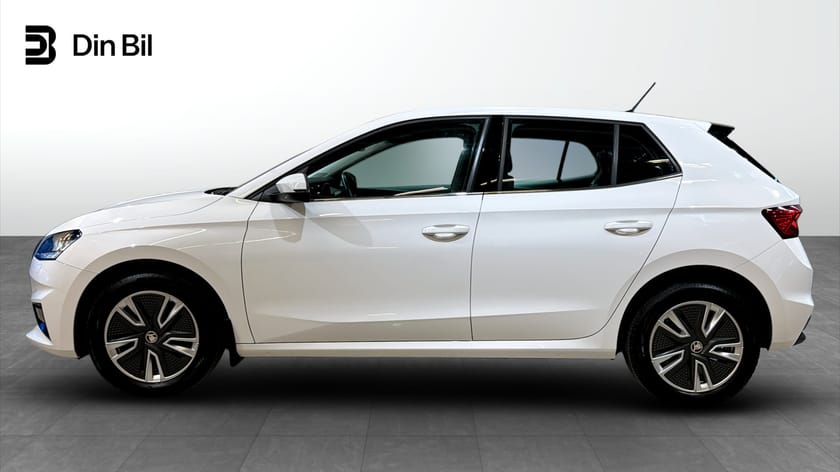 Bild 2 av Škoda Fabia Style TSI110 DSG Komfort B-Kamera Ratt-V