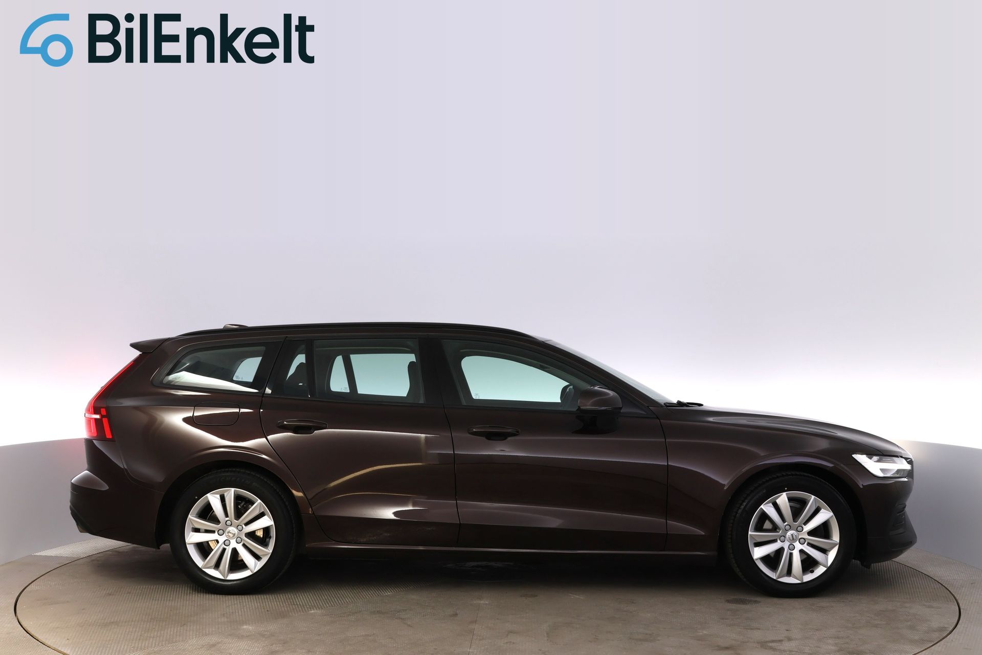Volvo V60 D4 Momentum D-Värme 2020, kuva 2/33