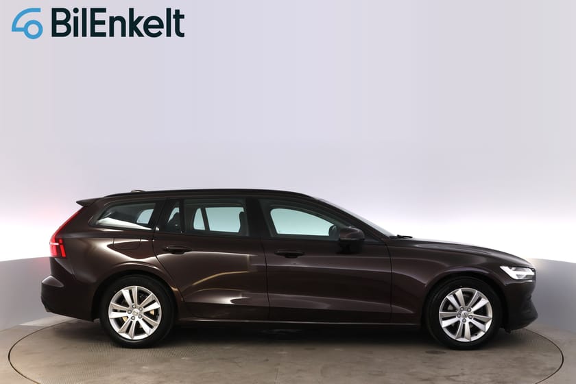 Bild 2 av Volvo V60 D4 Momentum D-Värme Carplay 5.522 mil