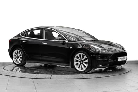 Tesla Model 3 Long Range AWD Autopilot, Pano, R.Kam, Skinn