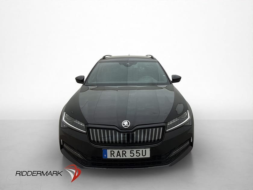 Bild 2 av Škoda Superb iV Kombi Skoda 1.4 TSI Sportline 360° Navi Drag