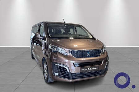 Peugeot e-Traveller 75