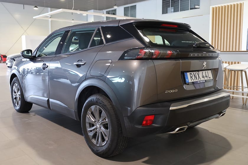 Bild 3 av Peugeot 2008 1,2 Active+ PureTech 130 AUT Kamera CarPlay