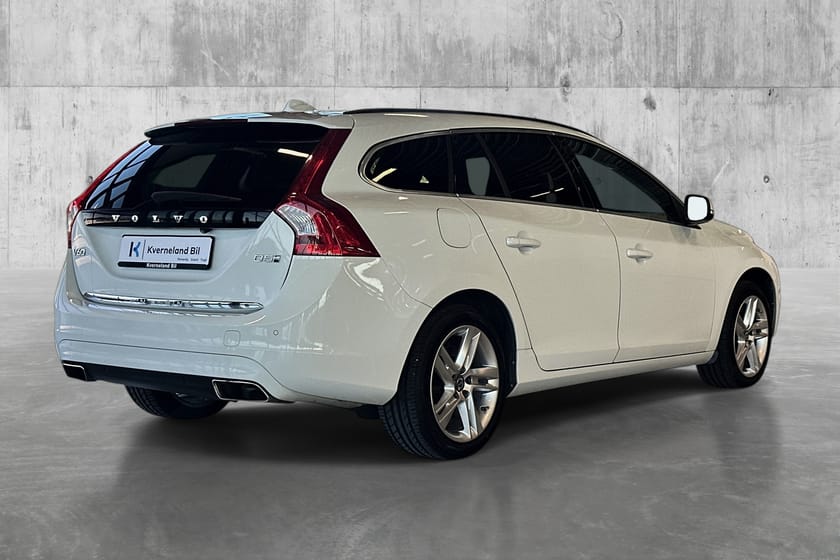 Bilde 5 av Volvo V60 D5/Twin Engine/AWD/Momentum/DAB/BT/NAVI