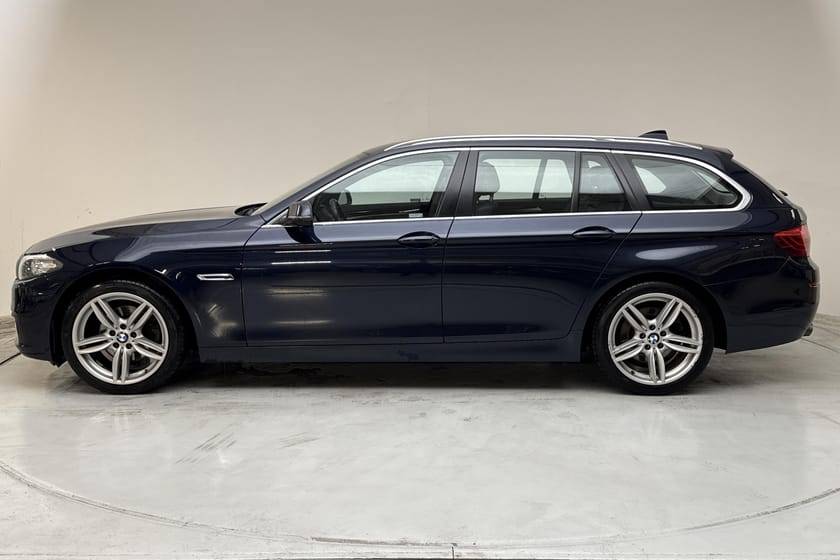 Bild 2 av BMW 520d xDrive Touring 520 Touring, F11 (190hk) Sportpaket HiFi