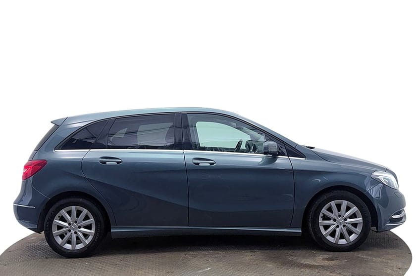 Bild 5 av Mercedes-Benz B 180 BE Navi P-Sens Blåtand 122hk