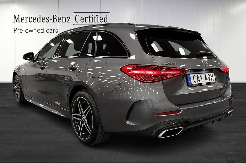 Bild 4 av Mercedes-Benz C 300 T e AMG Line Burmester Kamera Navi Carplay Drag