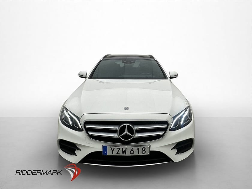 Bild 2 av Mercedes-Benz E 400 T 4MATIC 4M AMG Pano Burmester HUD Dragkrok