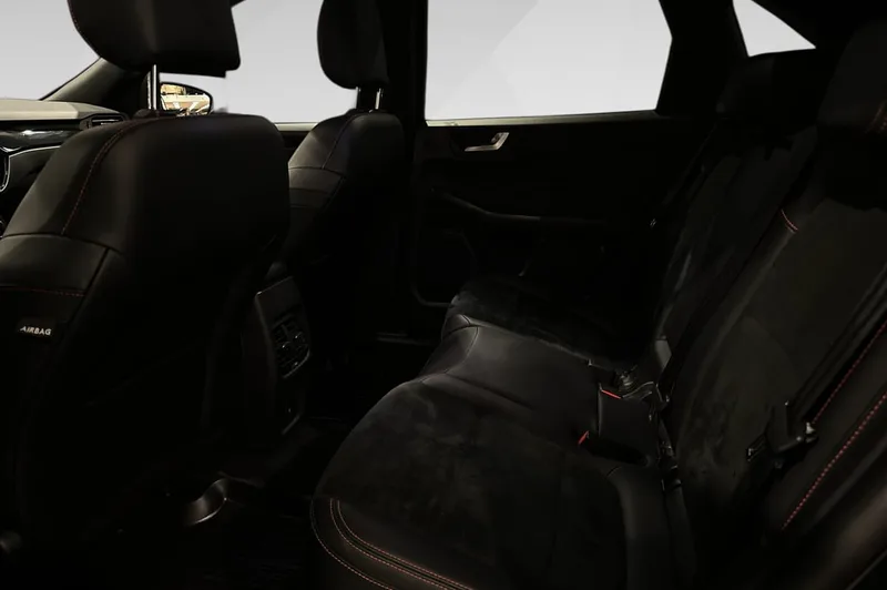 Ford Kuga Plug-In Hybrid bilde 23