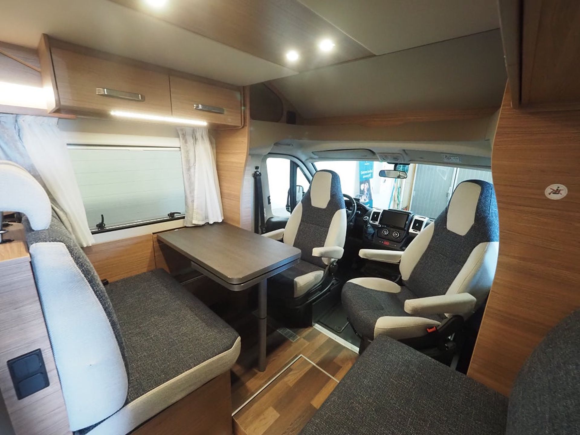 Weinsberg Campervan Peugeot 2.2 BlueHDi 2023, bild 7/10