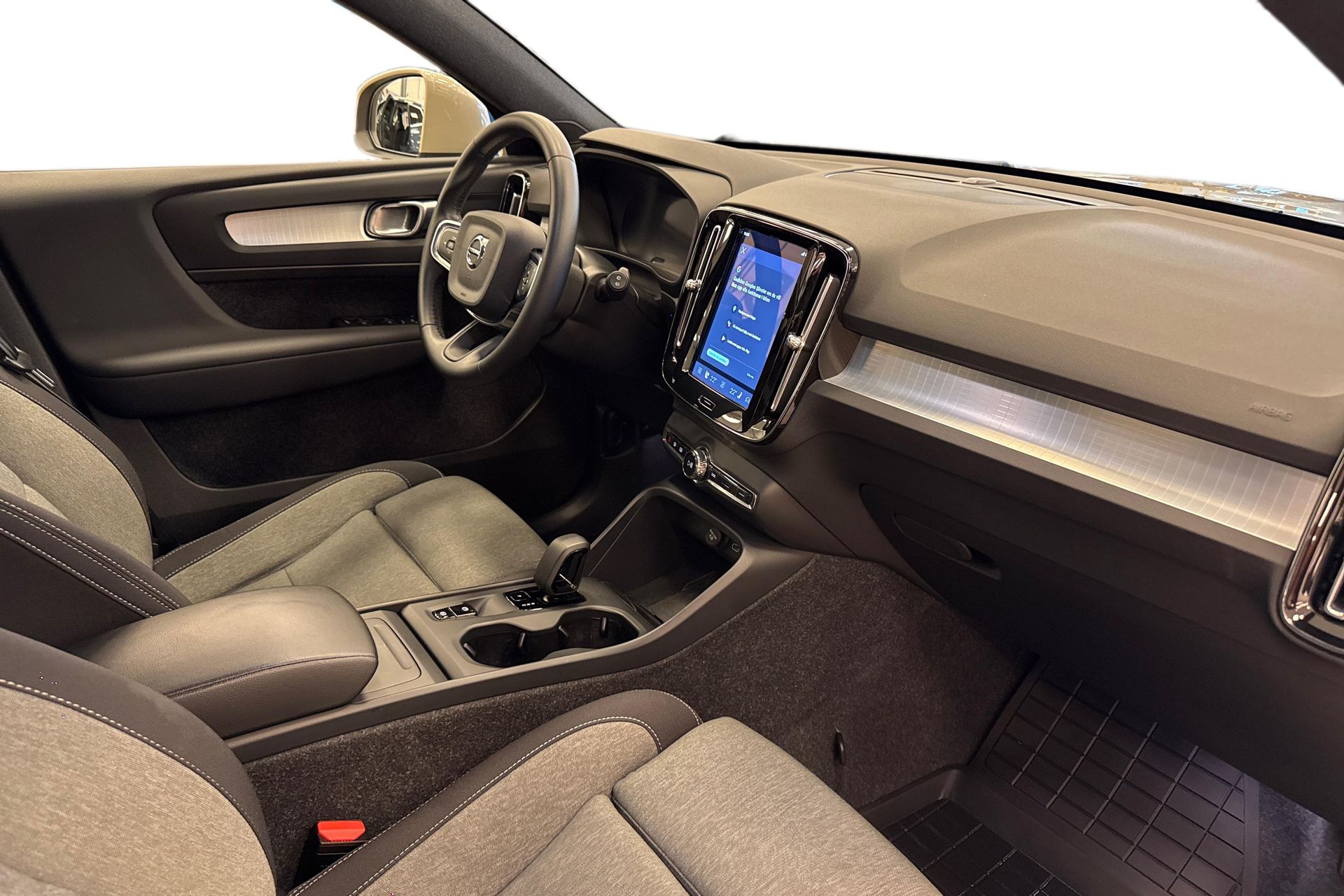 Volvo XC40 B4 FWD Bensin Core 2025, bild 7/10