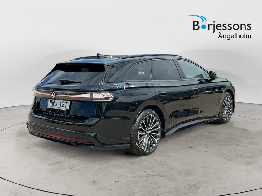 Bild 3 av Volkswagen ID.7 GTX Tourer 340hk