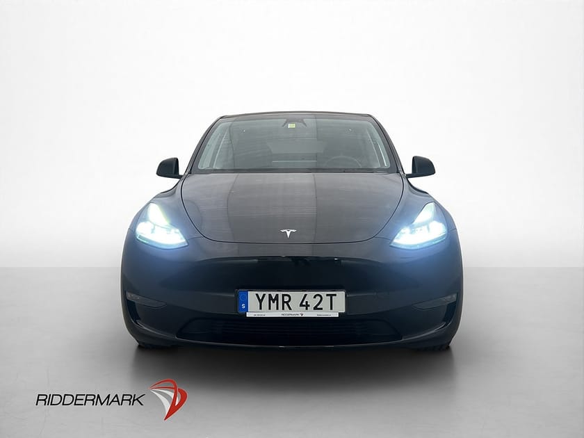 Bild 3 av Tesla Model Y Long Range AWD Pano Kamera AP Skinn Navi MOMS