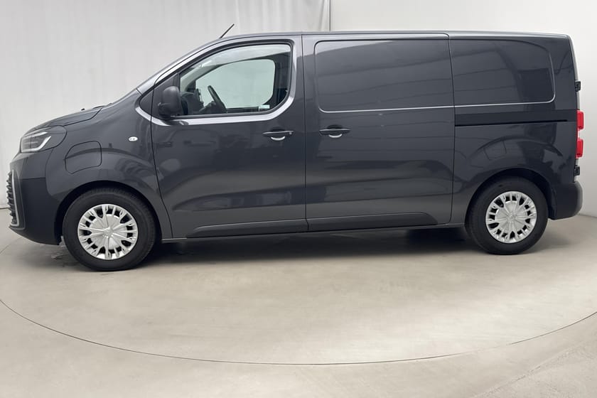 Bild 2 av Toyota Proace Electric 75 75kWh (136hk) Backkamera