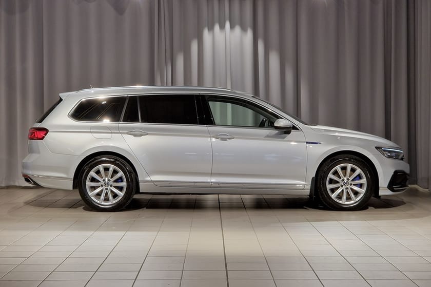 Bild 3 av Volkswagen Passat Sportscombi GTE | 1.4 TSI e-Hybrid | Parkeringsvärmare