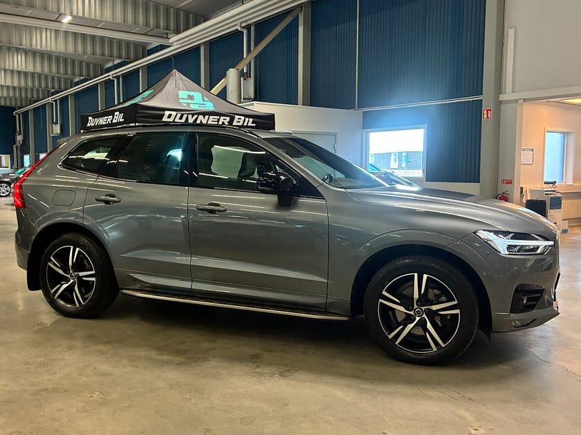 Bild 2 av Volvo XC60 B4 AWD Aut R-Design | LED | Sidestep | Drag | Värmare