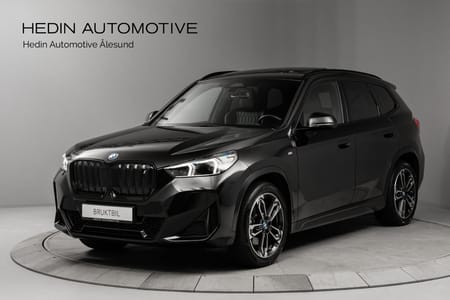 BMW iX1 xDrive30 Fully Charged (K)