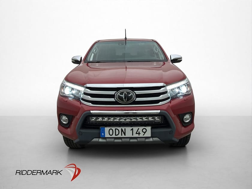 Bild 5 av Toyota Hilux Dubbelhytt Premium 2.4 AWD Värm Drag Diff Kamera Kåpa Moms
