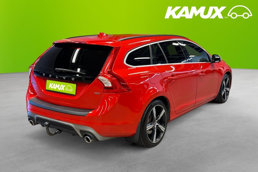 Bild 4 av Volvo V60 D4 AWD Geartronic R-design 190hk  Adaptiv Taklucka Värmare