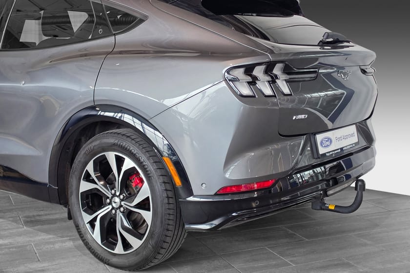 Bilde 4 av Ford Mustang Mach-E Standard Range AWD SR | Pano.tak | Krok | Navi | B&O Lyd |
