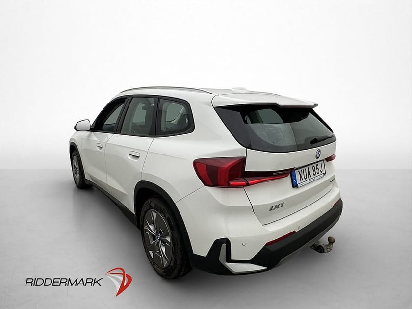Bild 5 av BMW iX1 xDrive30 Dragkrok Kamera Widescreen CarPlay MOMS