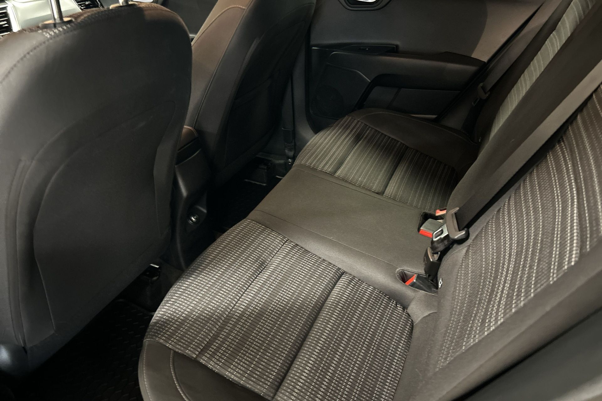 Kia Stonic 1.0 T-GDI Automat DCT Advance 2024, bild 7/11