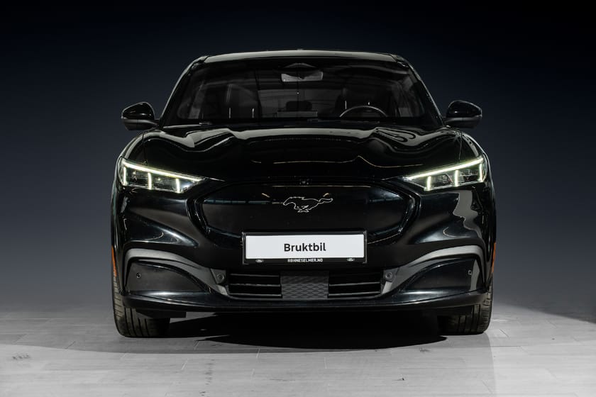 Bilde 3 av Ford Mustang Mach-E Long Range AWD 540km Krok App Forvarme Pano B&O
